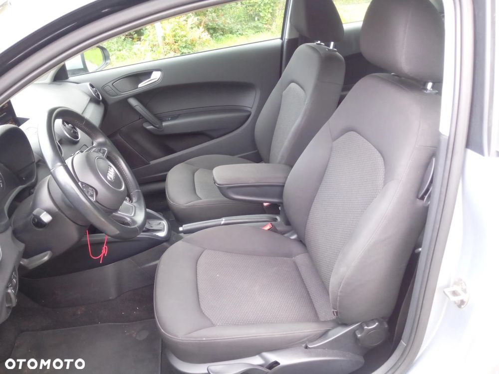 Audi A1 3-drzwiowe 1.6 TDI Ambition S tronic - 10
