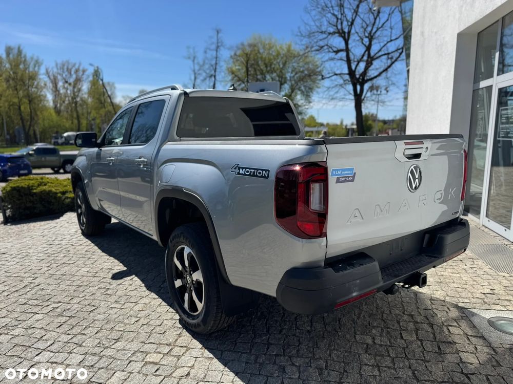 Volkswagen Amarok Life - 10