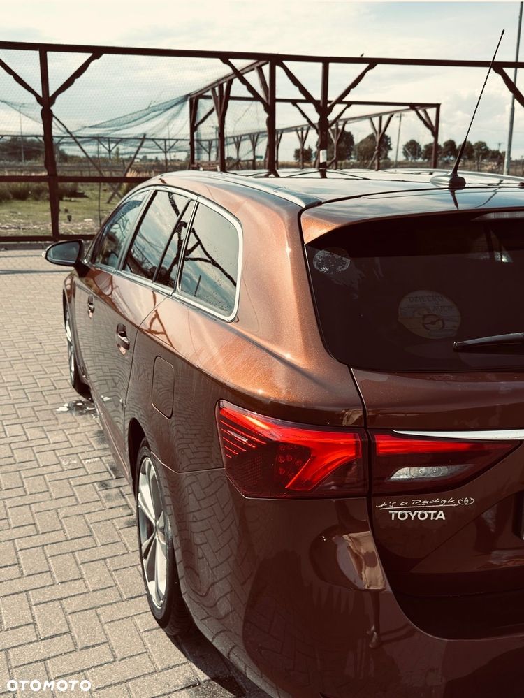 Toyota Avensis 2.0 D-4D Active Business - 6