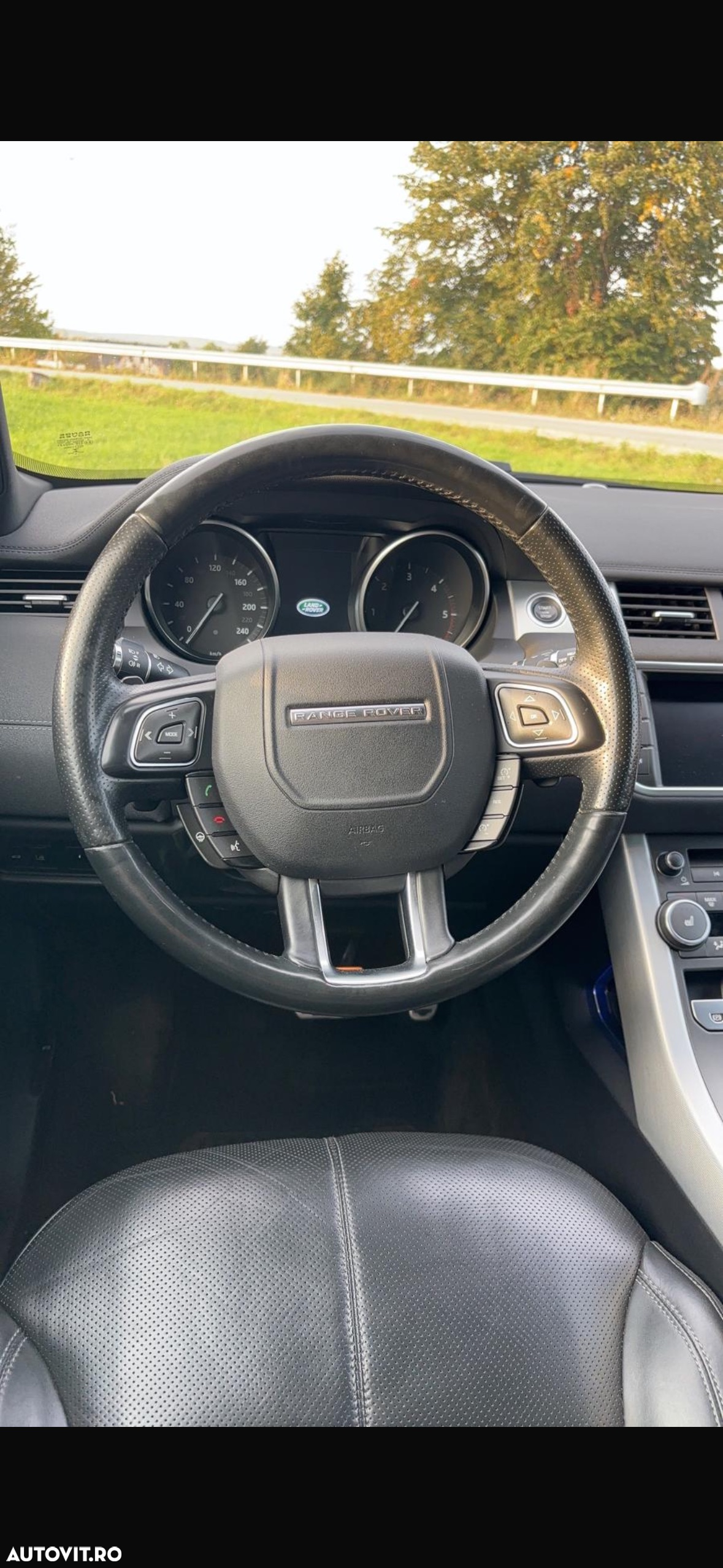 Land Rover Range Rover Evoque - 13