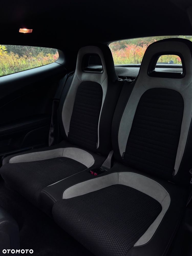 Volkswagen Scirocco 2.0 TDI - 7