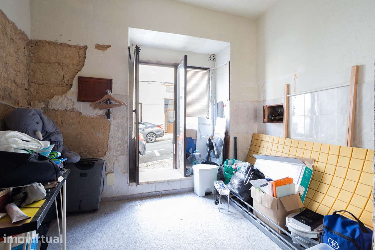Loja com montra na Penha de França: Oportunidade Única de Investimento - Grande imagem: 3/8