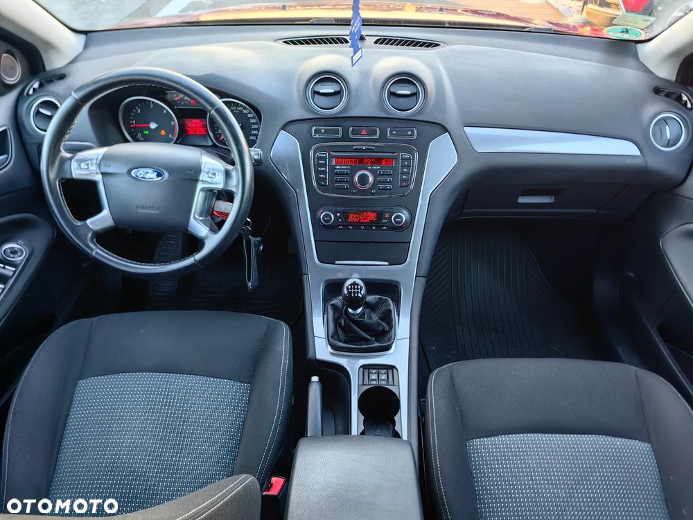 Ford Mondeo 2.0 TDCi Titanium - 10