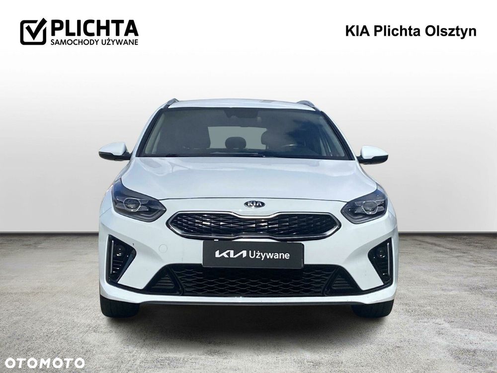 Kia Ceed - 8