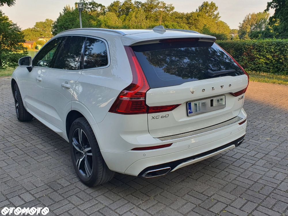 Volvo XC 60 D4 SCR AWD R-Design - 5
