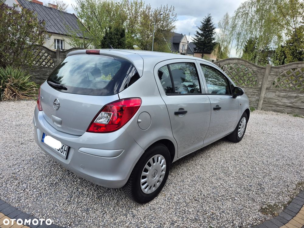 Opel Corsa 1.2 16V Enjoy - 8