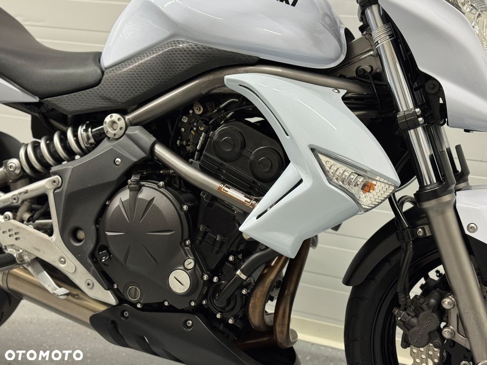 Kawasaki ER - 9