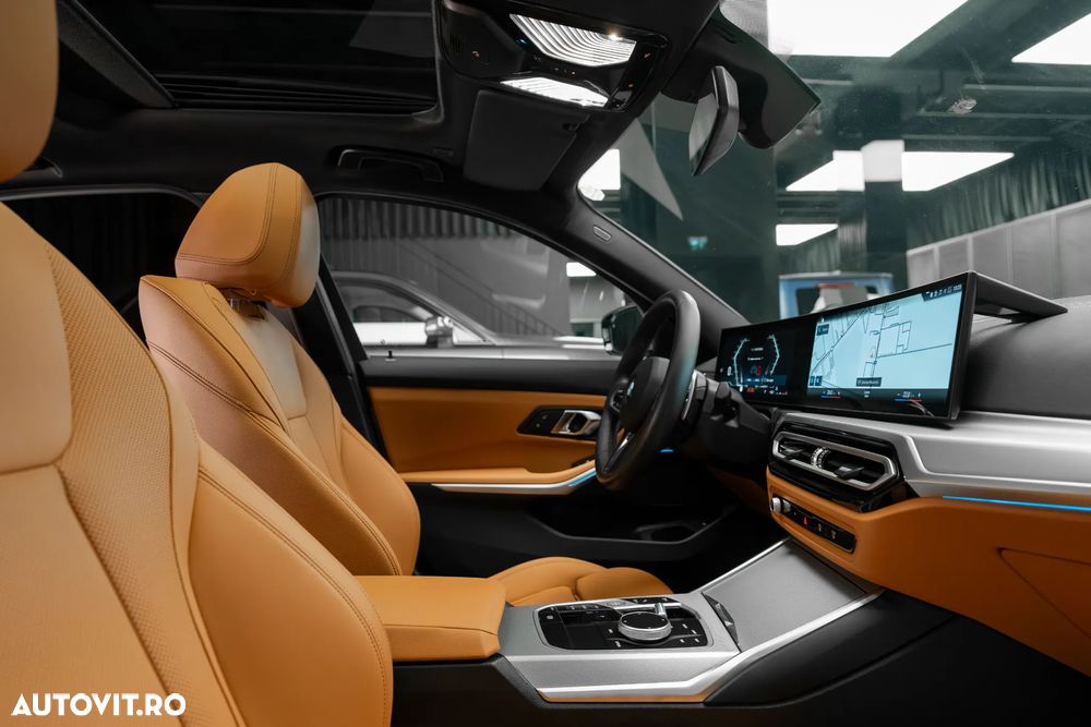 BMW Seria 3 330i xDrive Aut. - 30