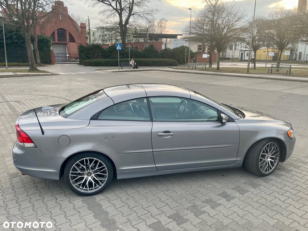 Volvo C70 T5 Summum - 10
