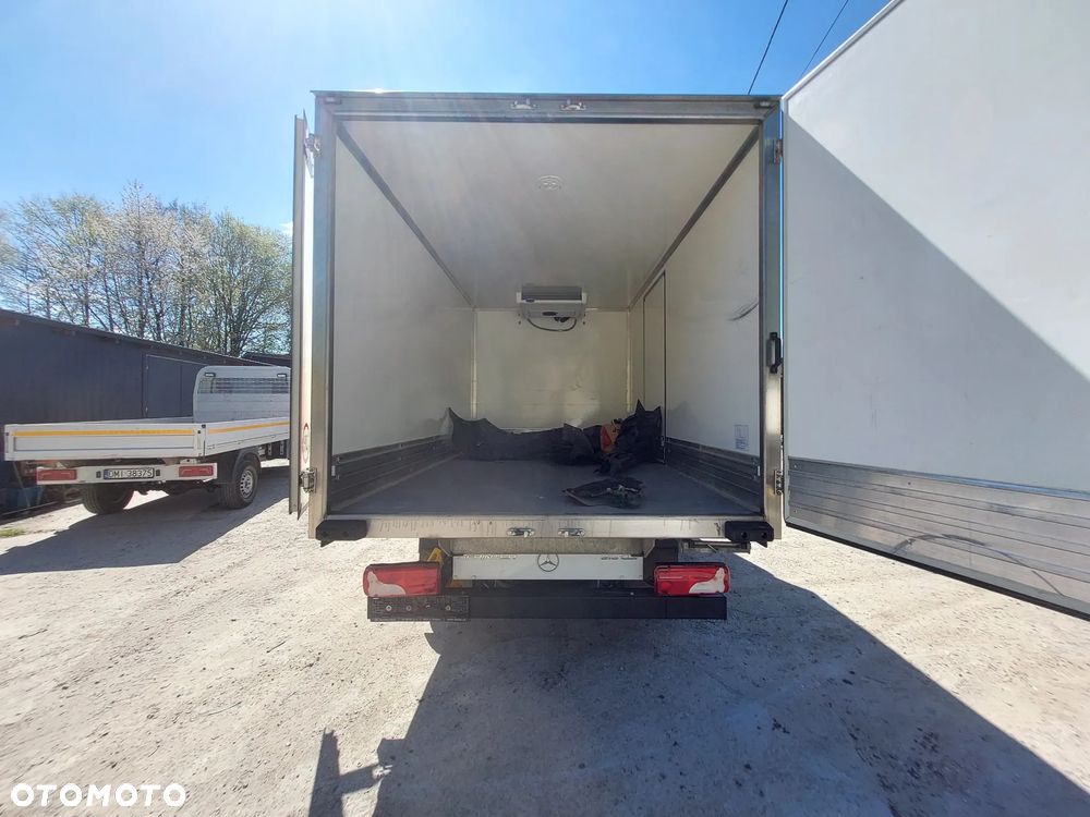 Mercedes-Benz Sprinter - 7