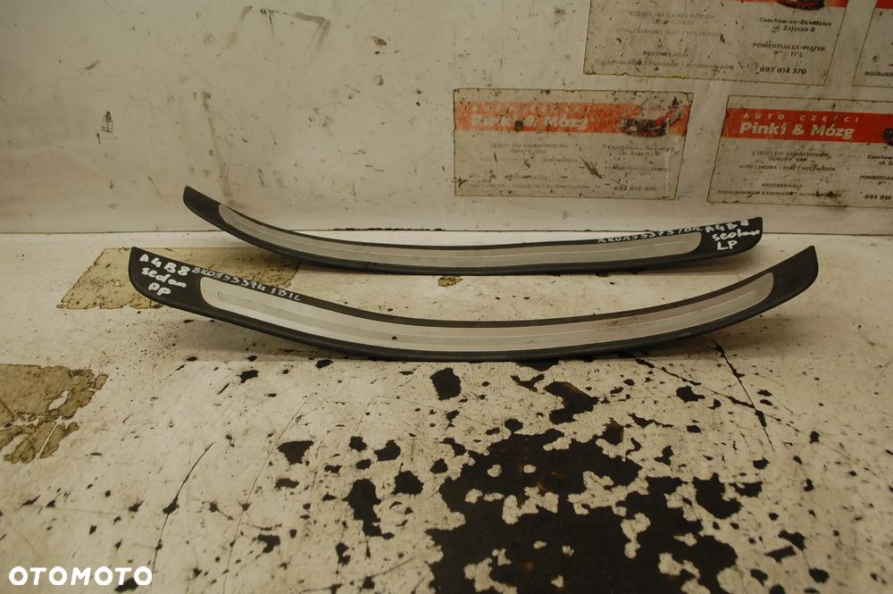 LISTWA PROGOWA WEWNĘTRZNA PRZÓD TYŁ LEWA PRAWA 8K0853373 8K0853374 8K0853375 8K0853376 AUDI A4 B8 SEDAN - 2