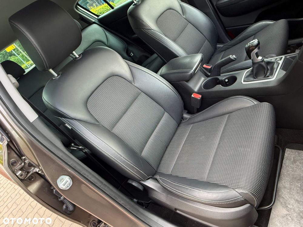 Kia Sportage 1.6 GDI Business Line 2WD - 39