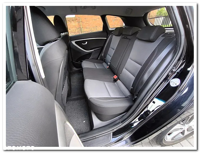 Hyundai i30 1.6 Automatik Style - 28