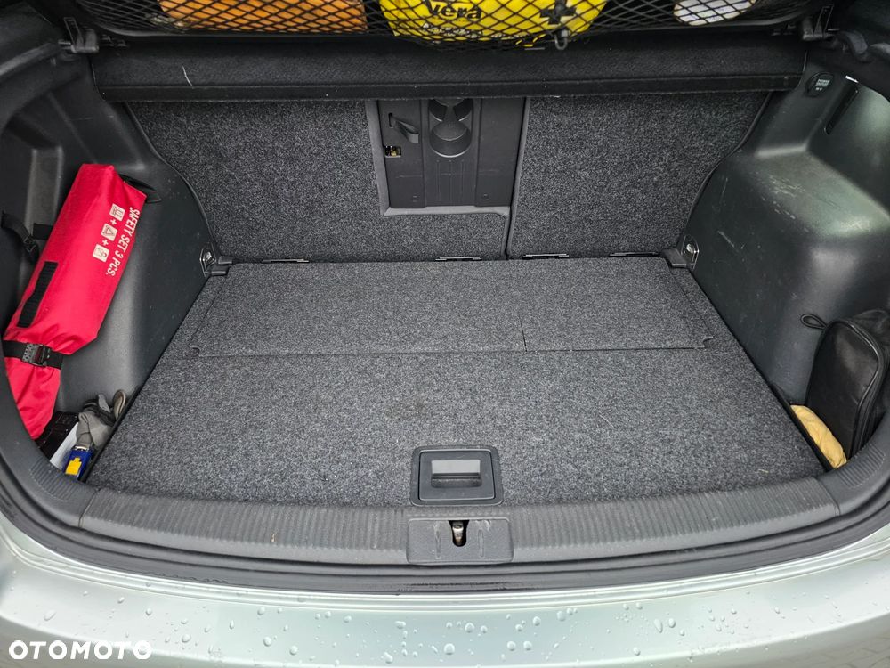 Volkswagen Golf Plus - 14