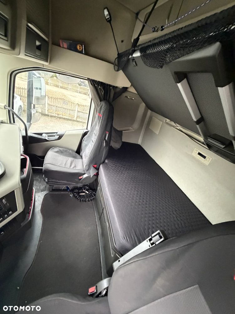 Volvo FH 4, POLSKI SALON, Pierwszy właściciel - 9