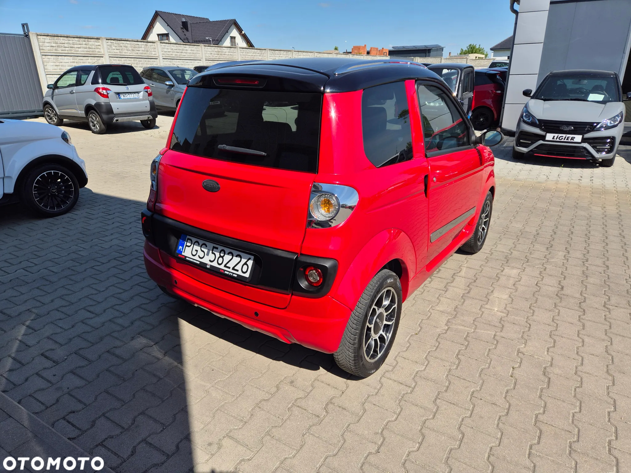 Microcar M.GO - 8