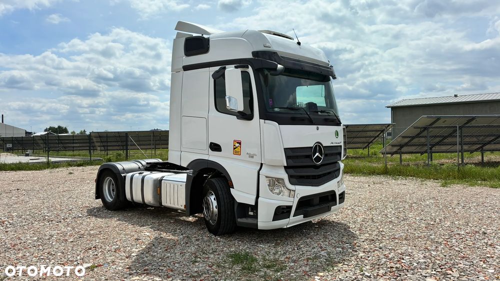 Mercedes-Benz Actros - 22