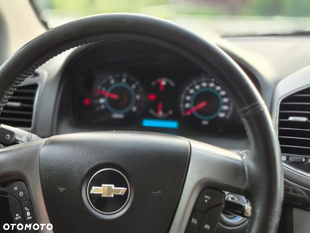Chevrolet Captiva 2.2 4WD LTZ - 22