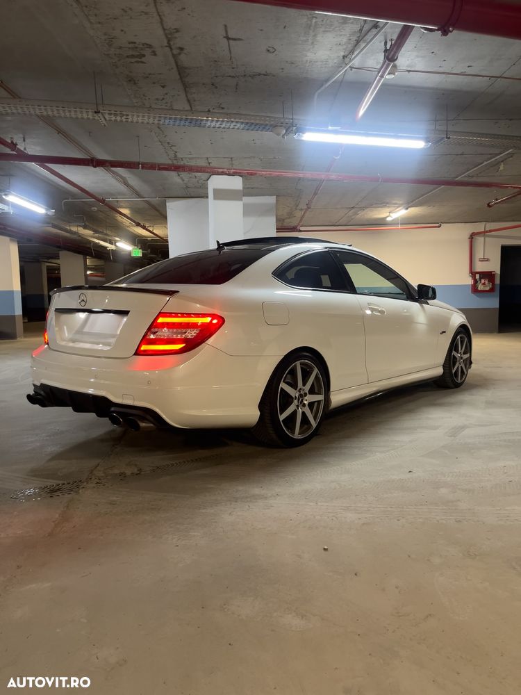 Mercedes-Benz C 250 CGI BlueEFFICIENCY - 6
