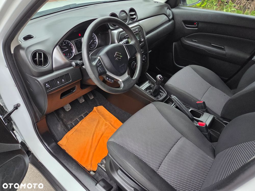 Suzuki Vitara 1.0 Boosterjet Comfort 2WD - 6