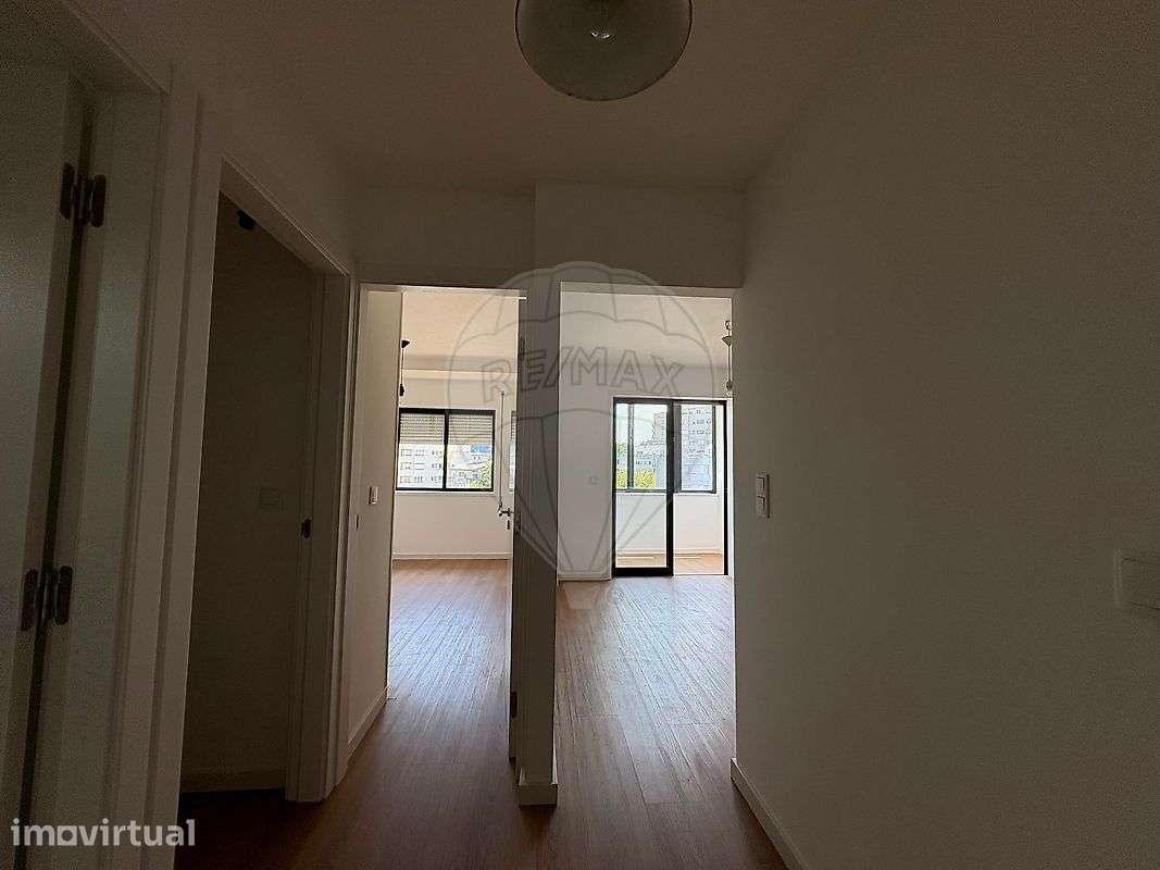 Apartamento T1 para venda - Grande imagem: 2/13