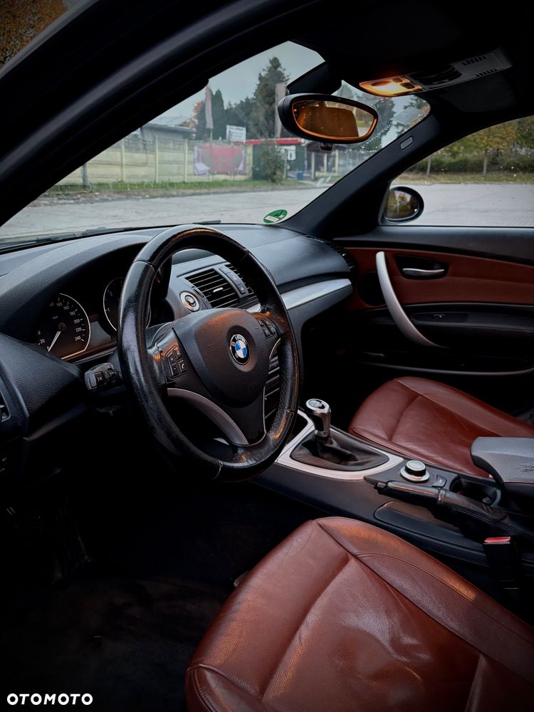 BMW Seria 1 118d DPF - 10