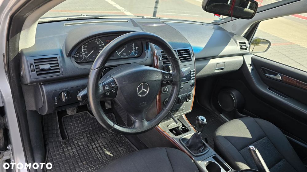 Mercedes-Benz Klasa A 180 CDI Elegance DPF - 15