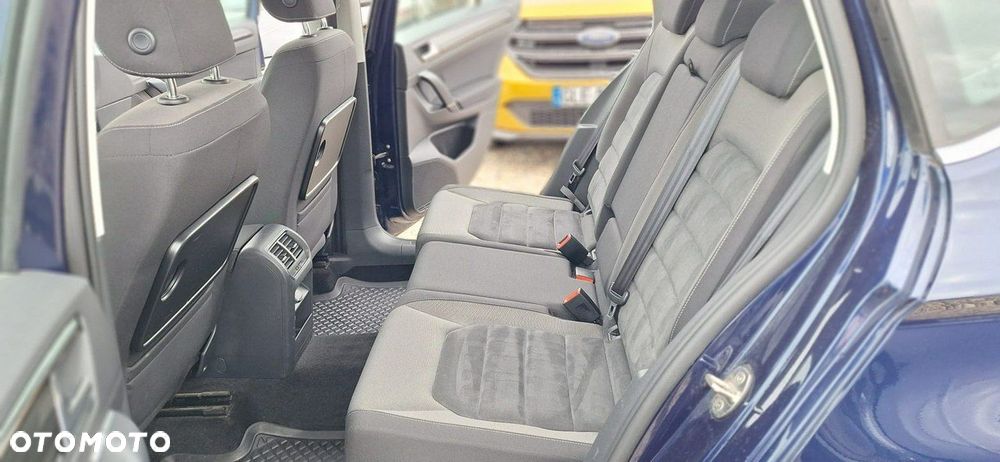 Volkswagen Golf Sportsvan - 21