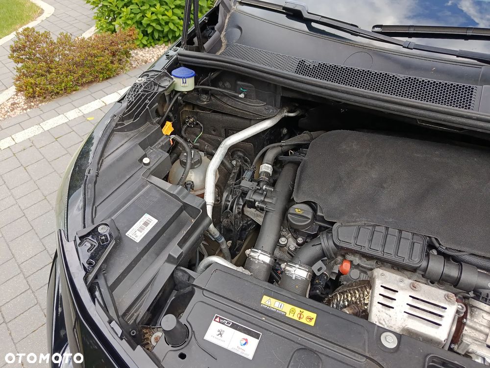 Peugeot 3008 1.2 PureTech Allure Pack S&S - 11
