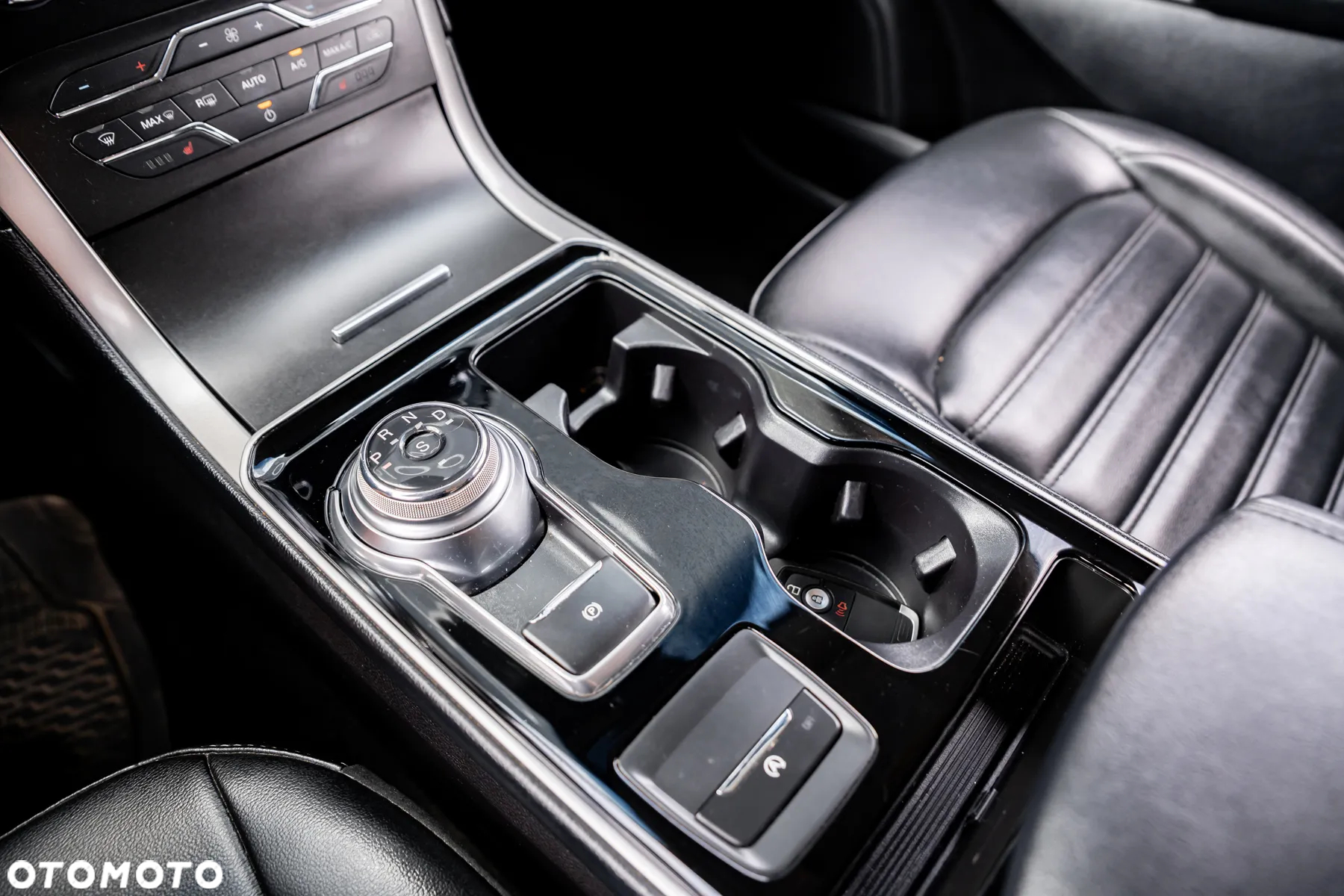 Ford Edge - 33