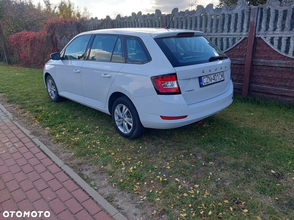 Skoda Fabia 1.0 TSI Ambition - 6