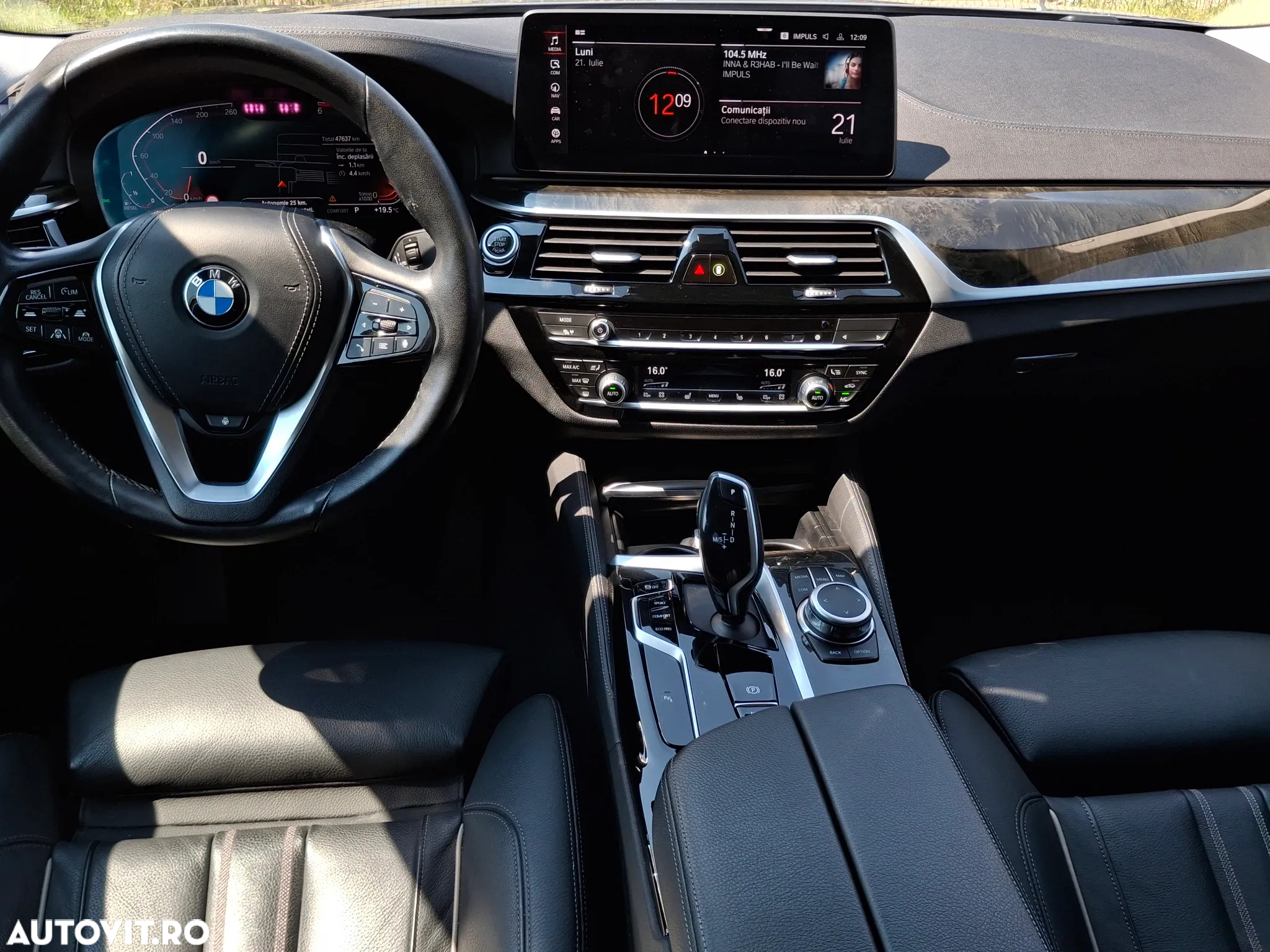 BMW Seria 5 530d xDrive AT MHEV - 12