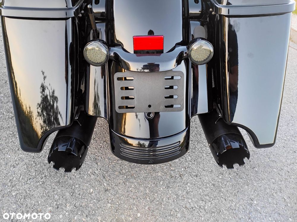Harley-Davidson Touring Road Glide - 4