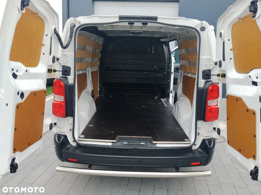 Opel Vivaro - 19