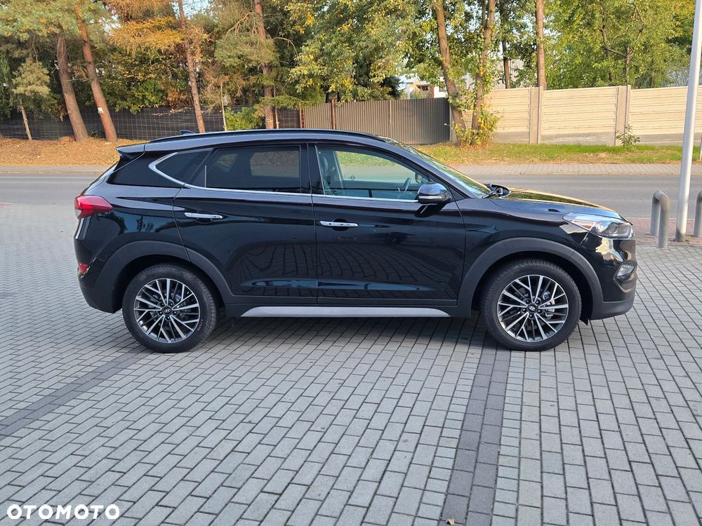 Hyundai Tucson - 8