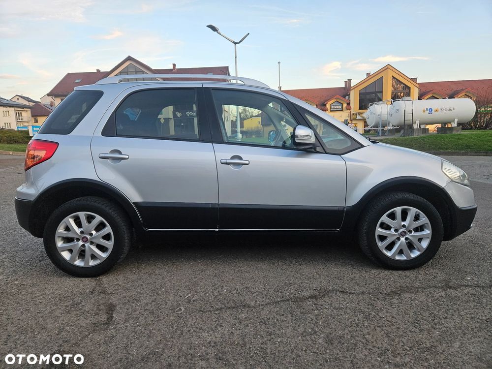 Fiat Sedici 2.0 Multijet DPF 4x4 Lounge - 6