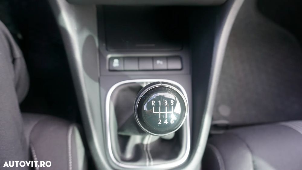 Volkswagen Golf 1.2 TSI BlueMotion Technology MATCH - 26