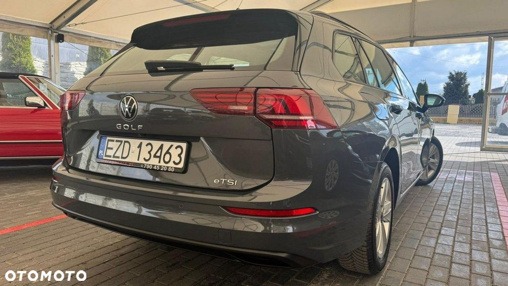 Volkswagen Golf Variant 1.5 eTSI mHEV Business DSG - 32
