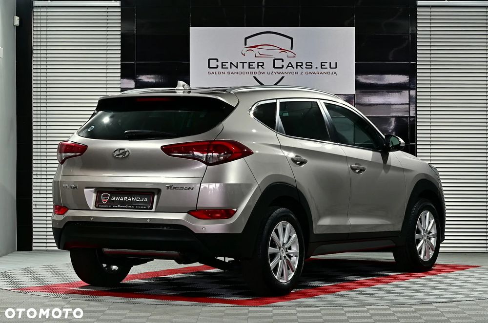 Hyundai Tucson 1.7 CRDI BlueDrive Style 2WD - 6
