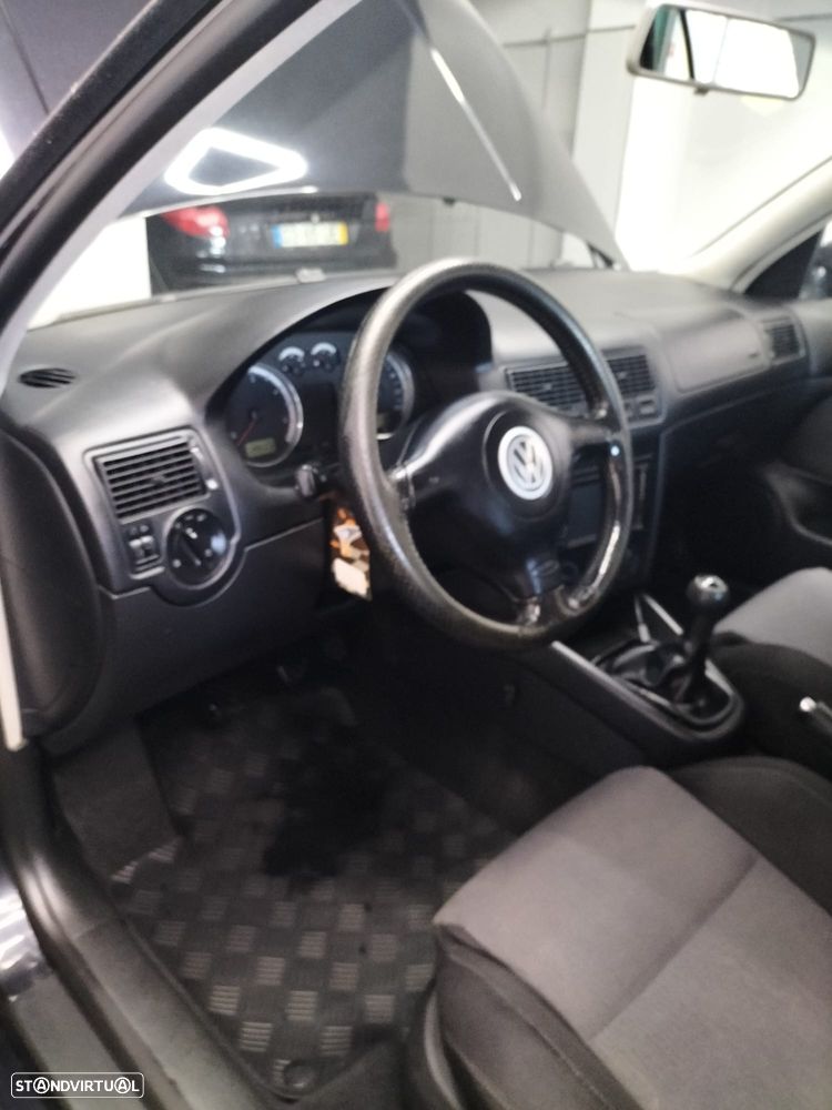 VW Golf 1.9 TDi Confortline AC - 11