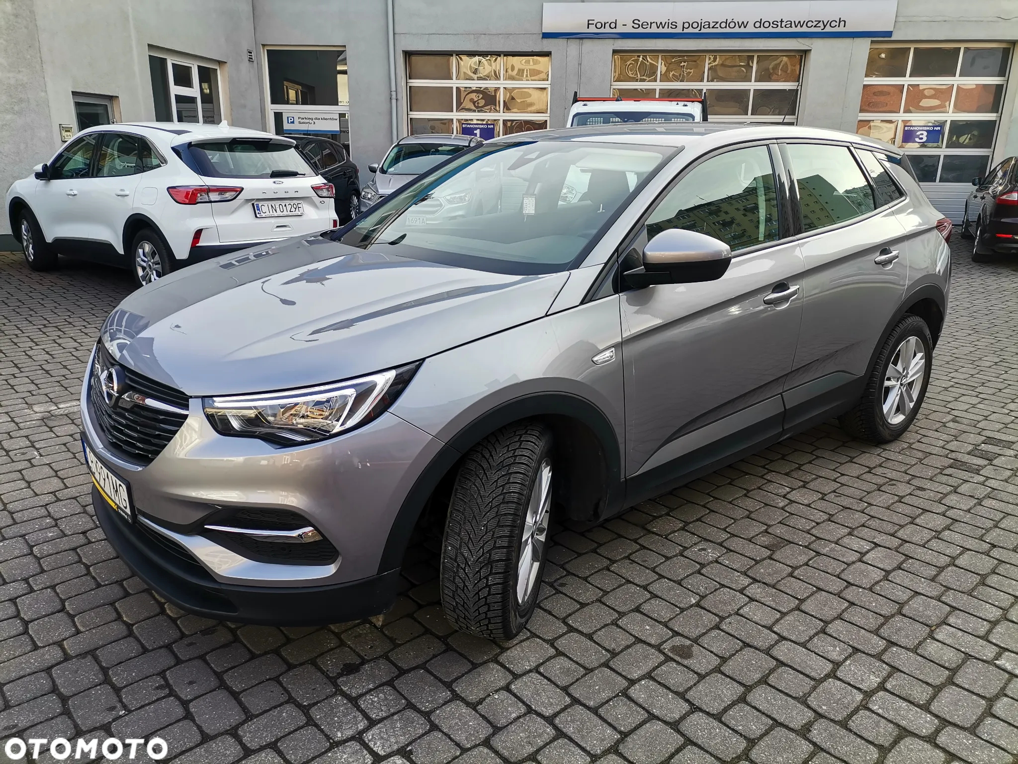 Opel Grandland X 1.2 T GPF Enjoy S&S - 4