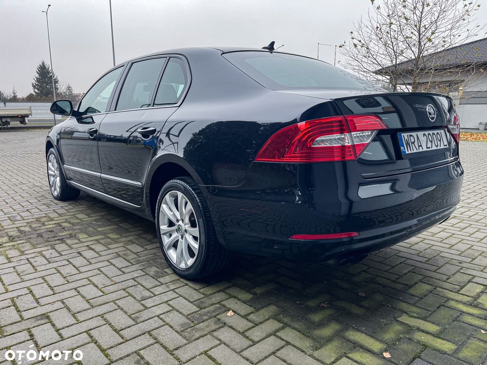 Skoda Superb 2.0 TSI L&K DSG - 5