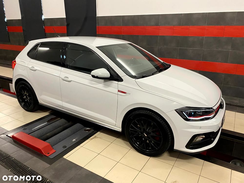 Volkswagen Polo 2.0 TSI OPF DSG GTI - 12