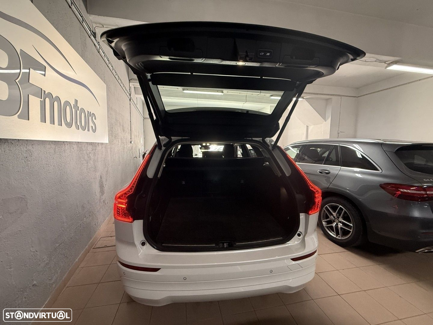 Volvo XC 60 2.0 B4 Core - 22