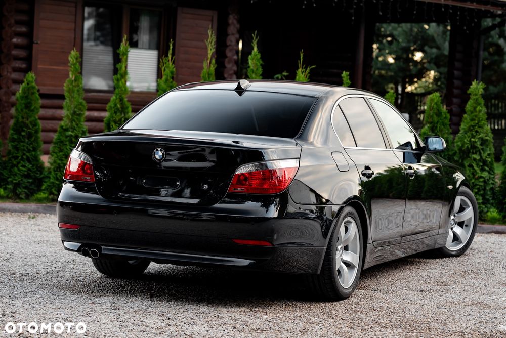 BMW Seria 5 530i - 12