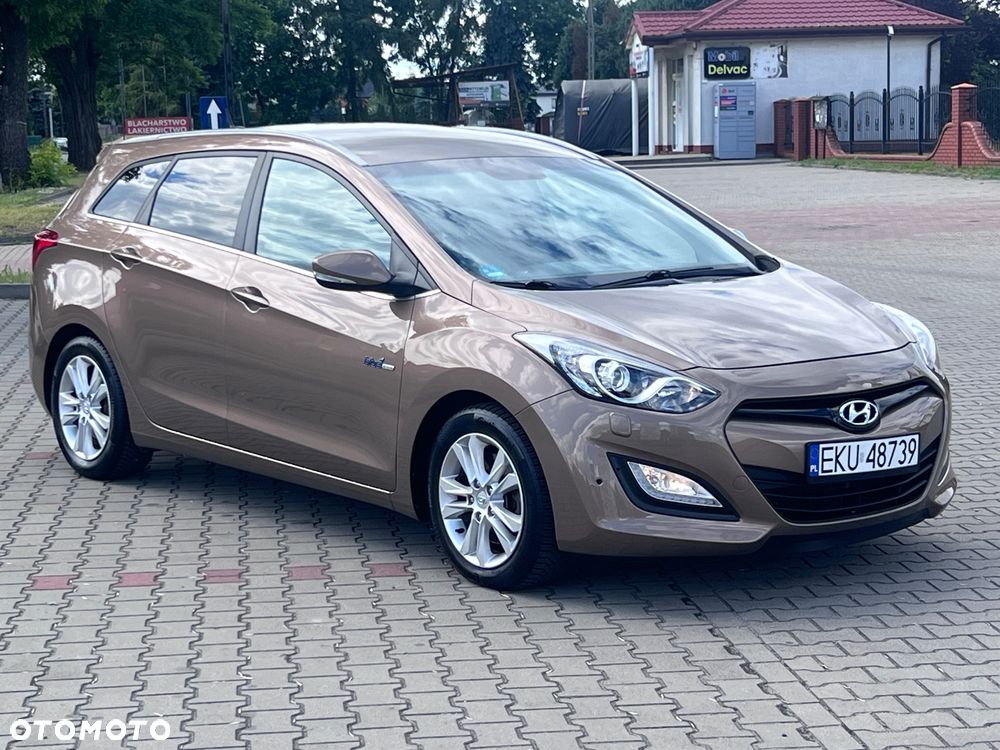 Hyundai i30 i30cw blue 1.6 CRDi Trend - 2