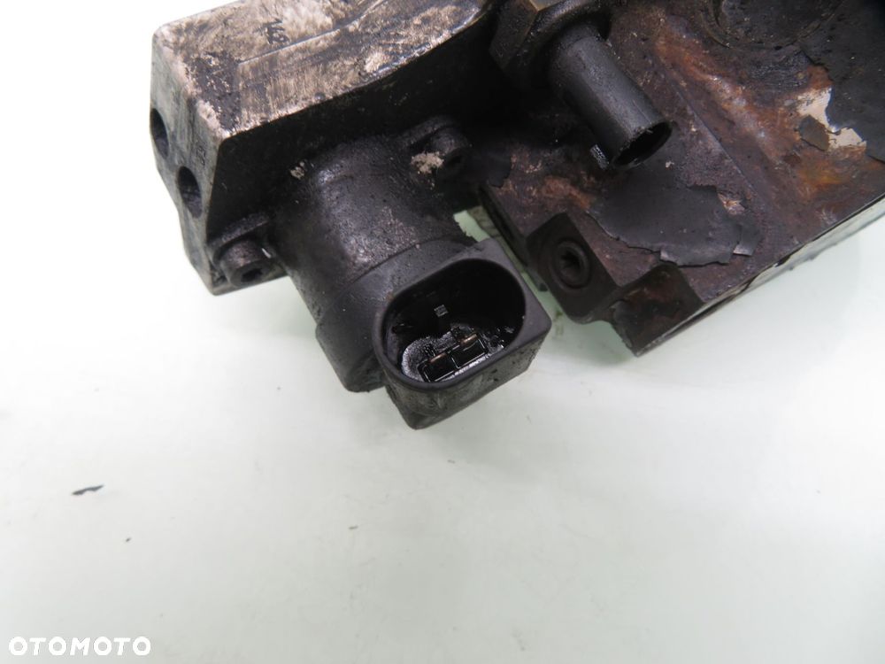 POMPA WTRYSKOWA MERCEDES CL203 C 220 CDI  0445010078 A6480700001 - 3