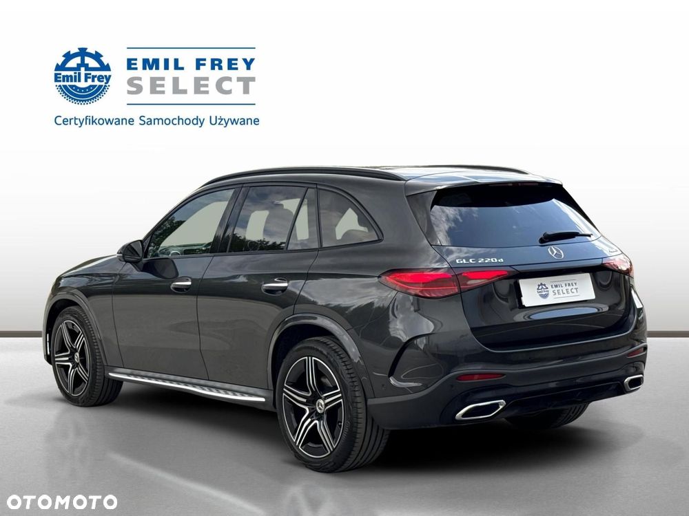 Mercedes-Benz GLC - 4