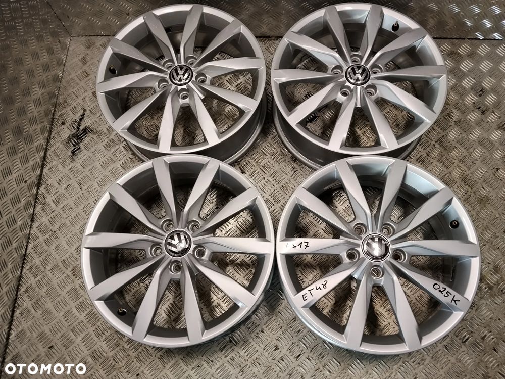 Felgi Vw Golf Caddy Jetta Passat T-Roc Tiguan Touran 6Jx17 et48 5x112 - 1