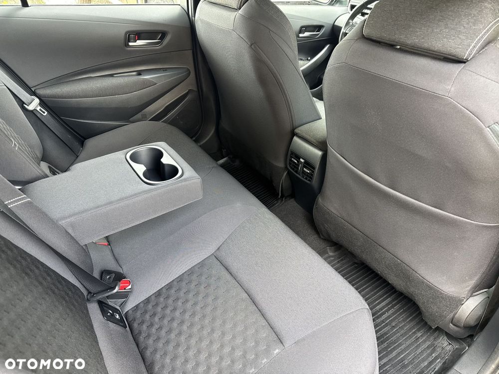 Toyota Corolla 1.8 Hybrid Comfort - 17